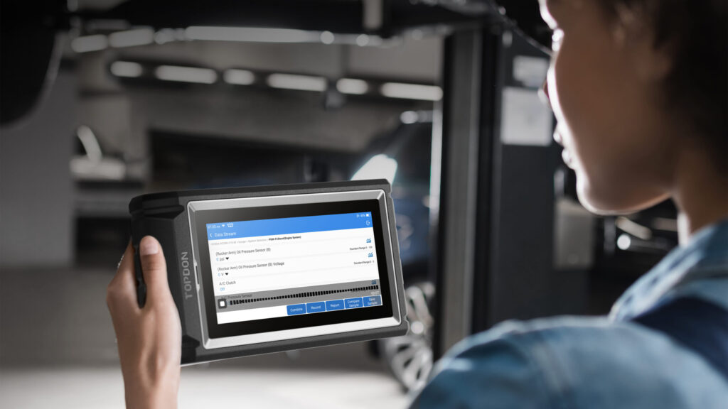 TOPDON ArtiDiag 800BT2 – identifikace vozidla a diagnostický report
